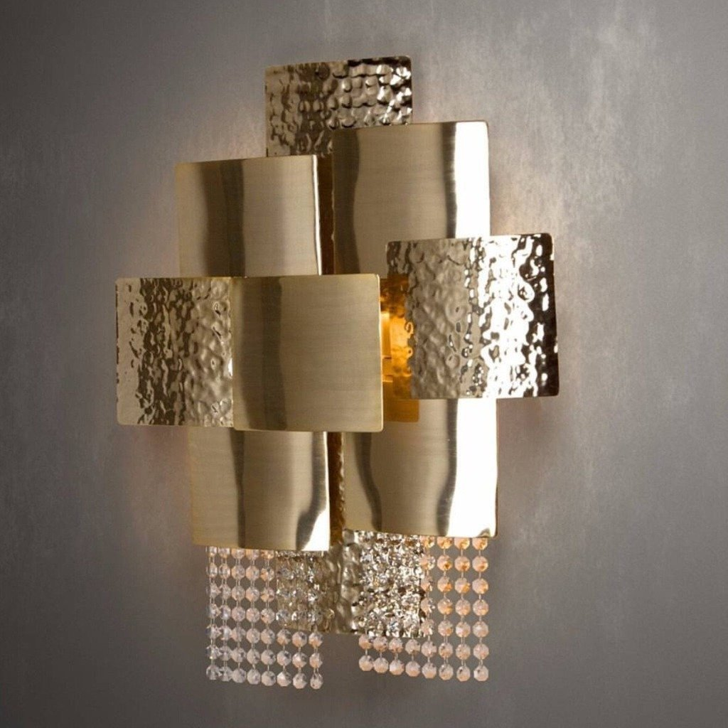 Hand-made crafted bespoke ceiling lamp chandelier suspension gold plated brass modern squares Swarovski crystals